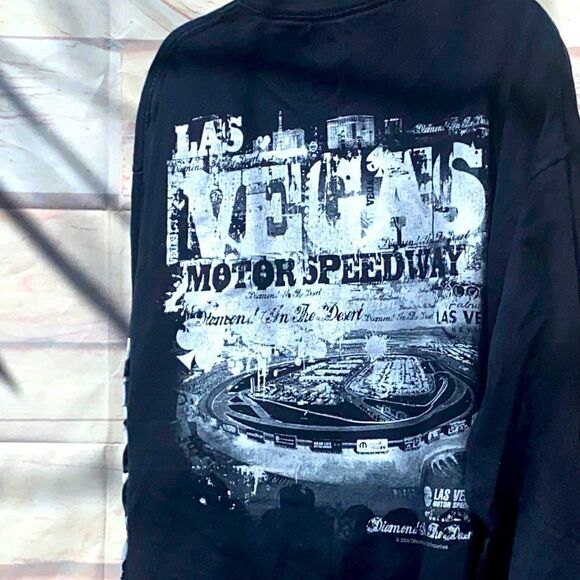 Mens XL NASCAR long sleeve tee - Picture 2 of 8